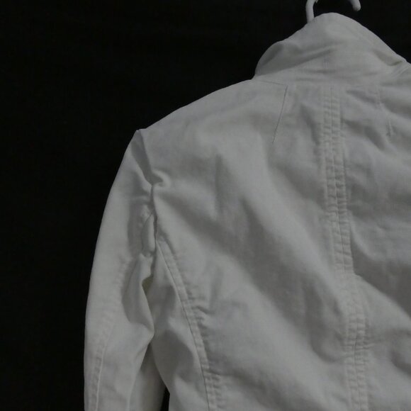 ZARA - Love Trf | small | White Denim Jacket | Gold Button Detail | Hook Closure - Picture 11 of 16